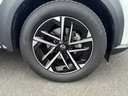 Photo 31 Nissan Juke  HYBRID 143