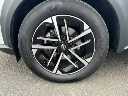 Photo 30 Nissan Juke  HYBRID 143