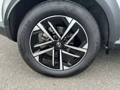 Photo 32 Nissan Juke  HYBRID 143