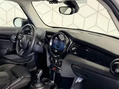 Photo 23 Mini Mini Hatch 5 Portes Cooper 136 ch DKG7