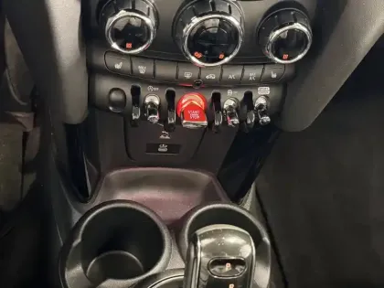 Photo 35 Mini Mini Hatch 5 Portes Cooper 136 ch DKG7