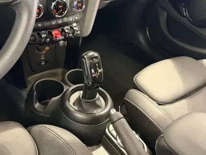 Photo 37 Mini Mini Hatch 5 Portes Cooper 136 ch DKG7