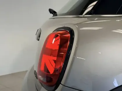 Photo 21 Mini Mini Hatch 5 Portes Cooper 136 ch DKG7