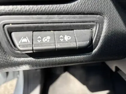 Photo 7 Renault Clio  TCe 90