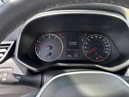 Photo 6 Renault Clio  TCe 90