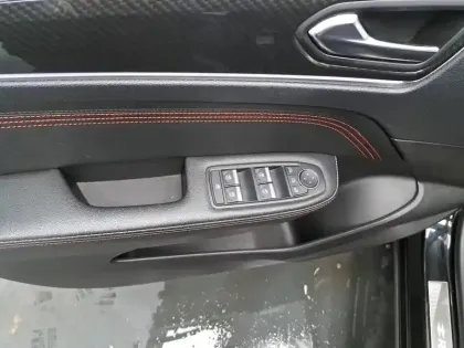 Photo 28 Renault Arkana  E-Tech hybride 145