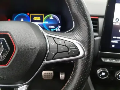 Photo 33 Renault Arkana  E-Tech hybride 145