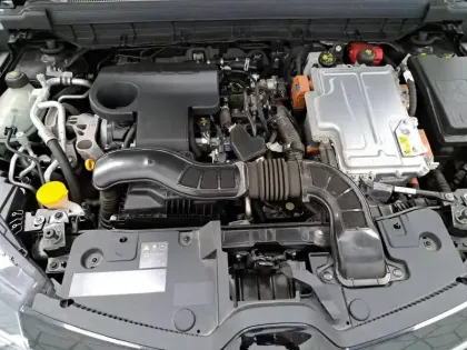 Photo 13 Renault Arkana  E-Tech hybride 145