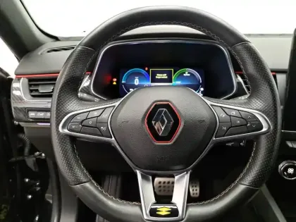 Photo 34 Renault Arkana  E-Tech hybride 145