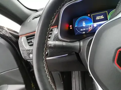 Photo 30 Renault Arkana  E-Tech hybride 145