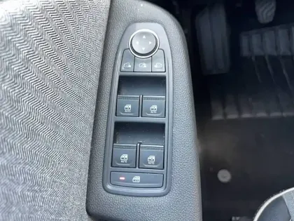 Photo 16 Renault Clio  TCe 90 ch GSR2