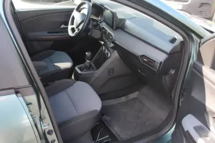 Photo 34 Dacia Jogger  Hybrid 140 7 places GSR2