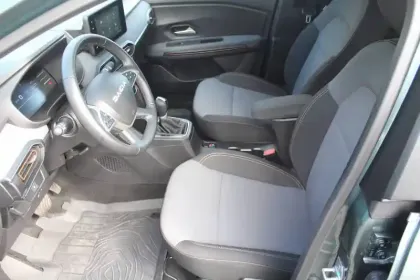 Photo 15 Dacia Jogger  Hybrid 140 7 places GSR2