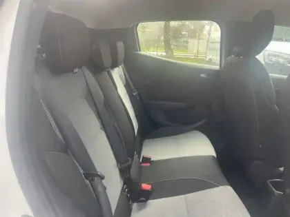 Photo 22 Renault Clio  Blue dCi 100 ch GSR2