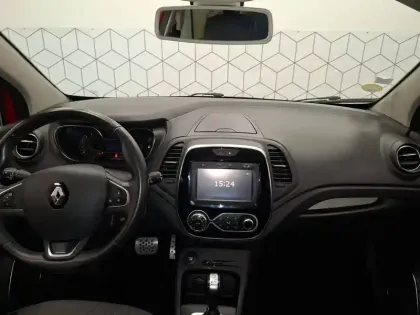 Photo 10 Renault Captur  dCi 90 Energy EDC
