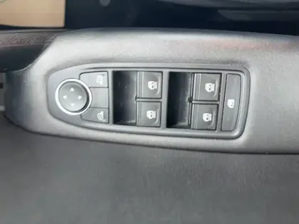 Photo 37 Renault Captur  TCe 100 GPL