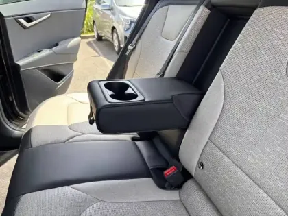 Photo 23 Kia Niro  EV Electrique 204 ch