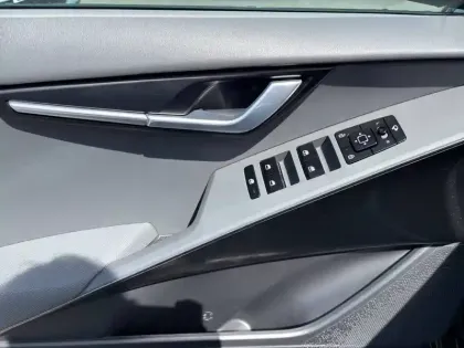 Photo 24 Kia Niro  EV Electrique 204 ch