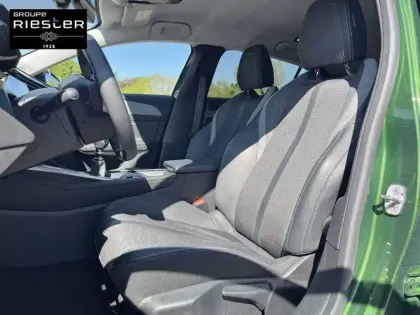 Photo 10 Peugeot 308  SW PureTech 130ch S&S BVM6