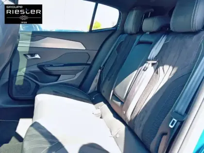 Photo 11 Peugeot 408  PureTech 130 ch S&S EAT8