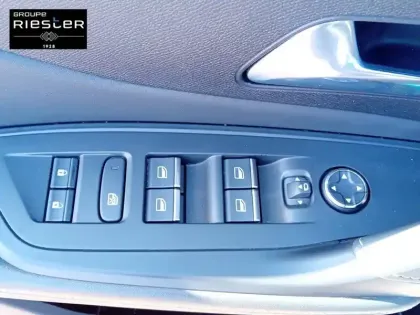 Photo 14 Peugeot 408  PureTech 130 ch S&S EAT8