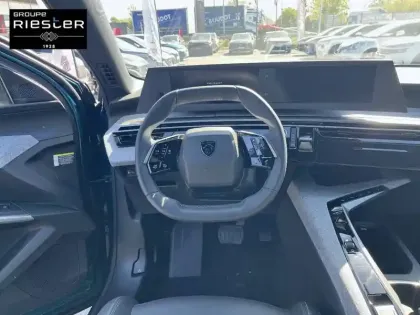 Photo 8 Peugeot 3008  Hybrid 145 e-DCS6