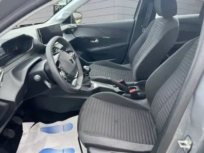 Photo 8 Peugeot 208  PureTech 100 S&S BVM6