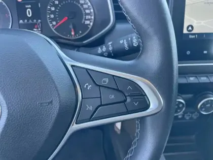 Photo 25 Renault Clio  Blue dCi 85