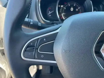 Photo 25 Renault Scenic  TCe 140 FAP EDC - 21