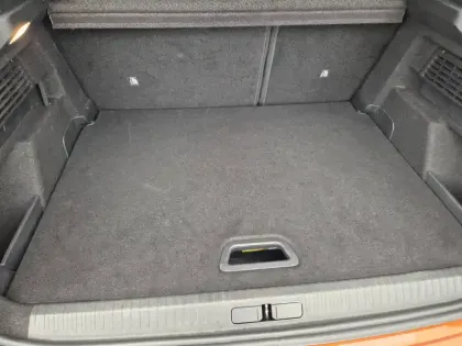 Photo 5 Citroën C4 e- 136 ch Automatique