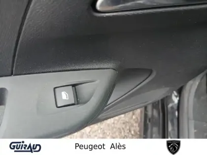 Photo 12 Opel Corsa  1.2 Turbo 100 ch BVA8