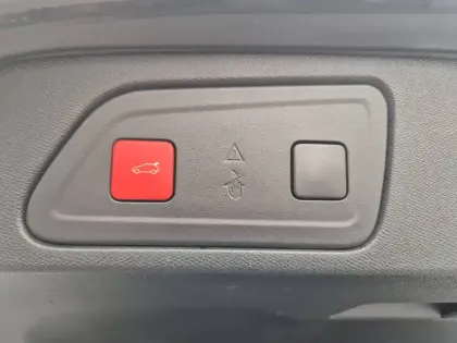 Photo 20 Citroën C5 aircross  Hybride Rechargeable 225 S&S e-EAT8