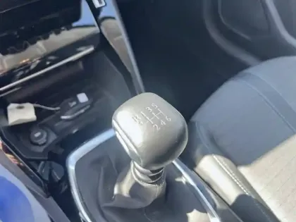 Photo 14 Peugeot 208  PureTech 100 S&S BVM6