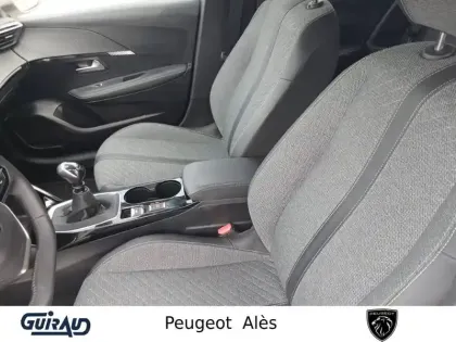 Photo 8 Peugeot 208  PureTech 100 S&S BVM6