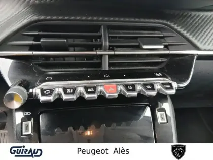 Photo 16 Peugeot 208  PureTech 100 S&S BVM6