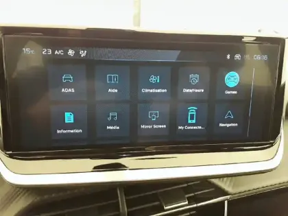 Photo 18 Peugeot 2008  PureTech 100 S&S BVM6