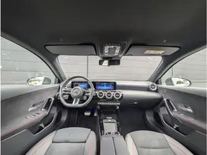Photo 10 Mercedes Classe A 200 d 