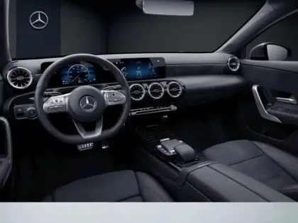 Photo 10 Mercedes Classe A 180 AMG Line