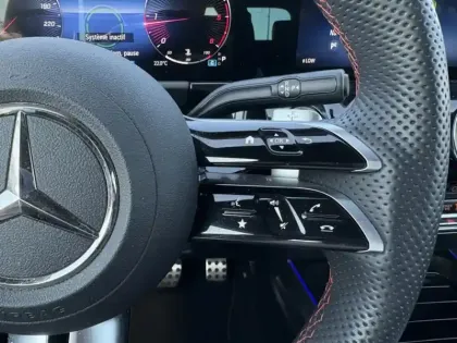 Photo 11 Mercedes Classe B 200 d AMG Line