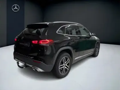 Photo 8 Mercedes GLA 200 d Progressive Line
