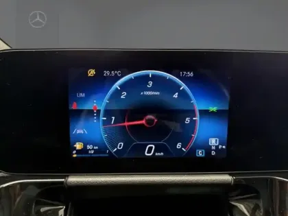 Photo 19 Mercedes GLA 200 d Progressive Line