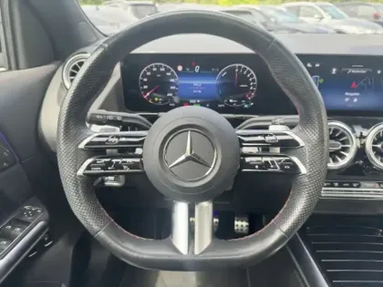 Photo 14 Mercedes GLA 250 e AMG Line