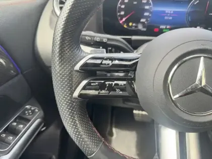 Photo 15 Mercedes GLA 250 e AMG Line