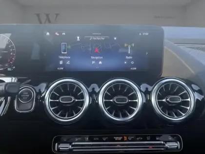 Photo 15 Mercedes GLA 250 e Hybrid EQ AMG Line