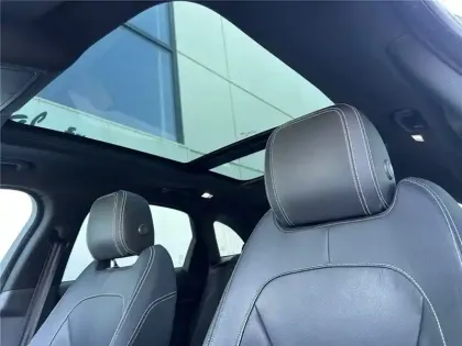 Photo 24 Jaguar F-Pace 2.0 D - 180 CH  AWD BVA8