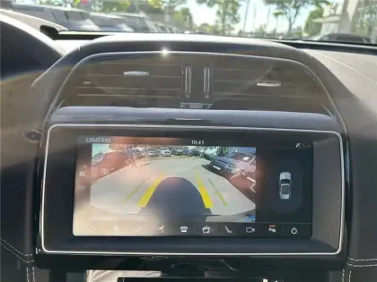 Photo 13 Jaguar F-Pace 2.0 D - 180 CH  AWD BVA8