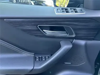 Photo 21 Jaguar F-Pace 2.0 D - 180 CH  AWD BVA8