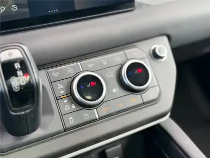 Photo 21 Land rover Defender 110 P400E PHEV BVA8