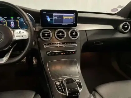 Photo 9 Mercedes Classe C 200 9G-Tronic AMG Line