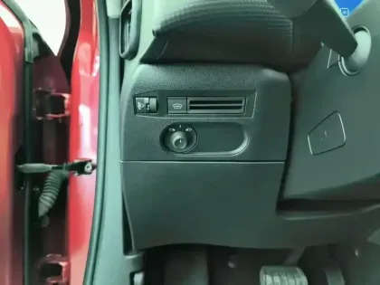 Photo 16 DS DS 3  BlueHDi 130 EAT8 Rivoli